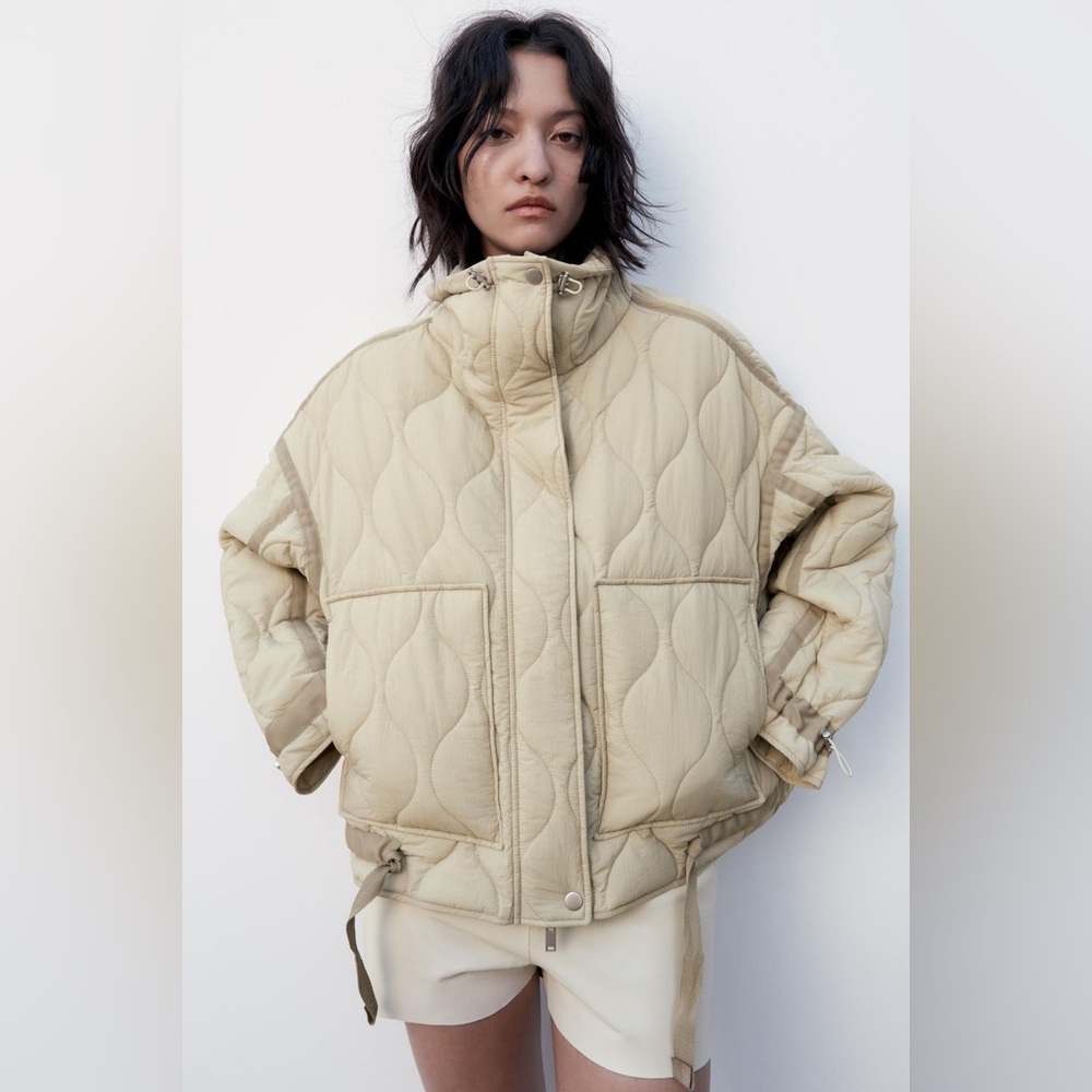Zara  Quilted Tan ivory lightweight Jacket coat